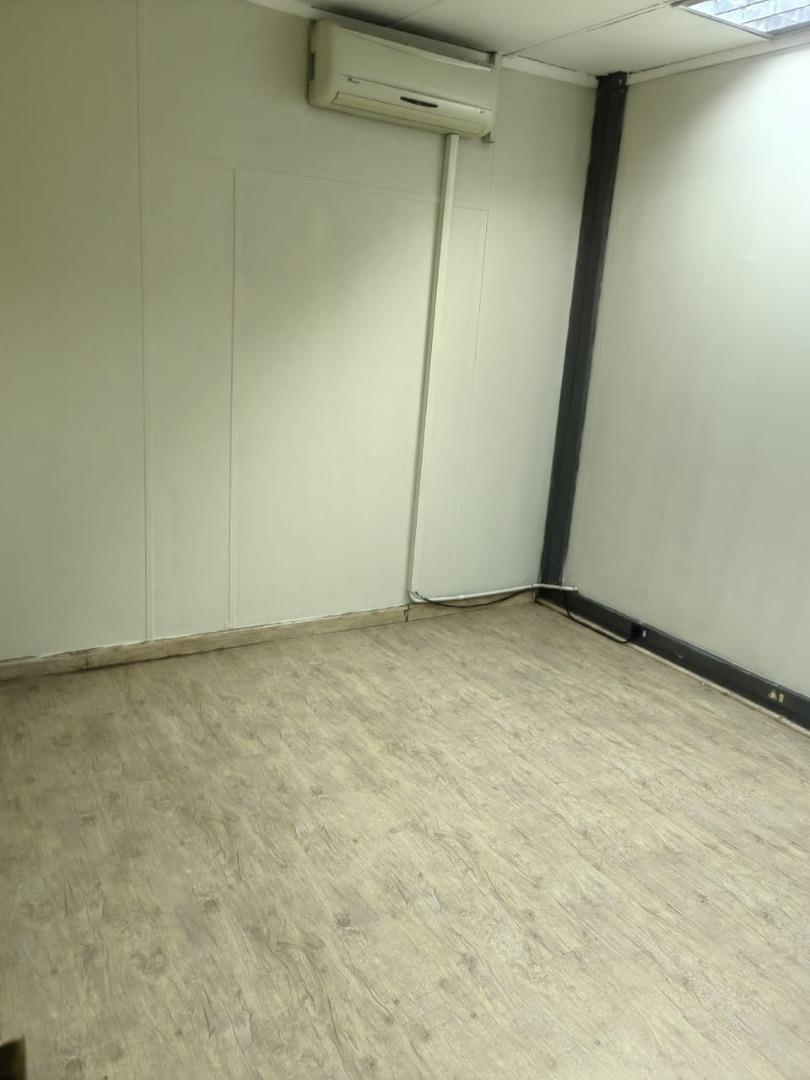753072_office13.jpg
