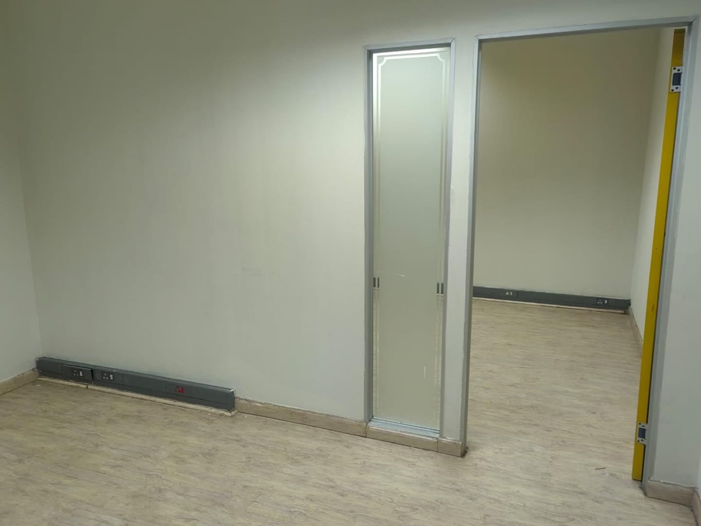 753072_office9.jpg