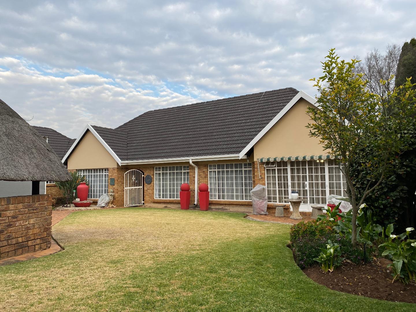 4 Bedroom House for Sale - Gauteng
