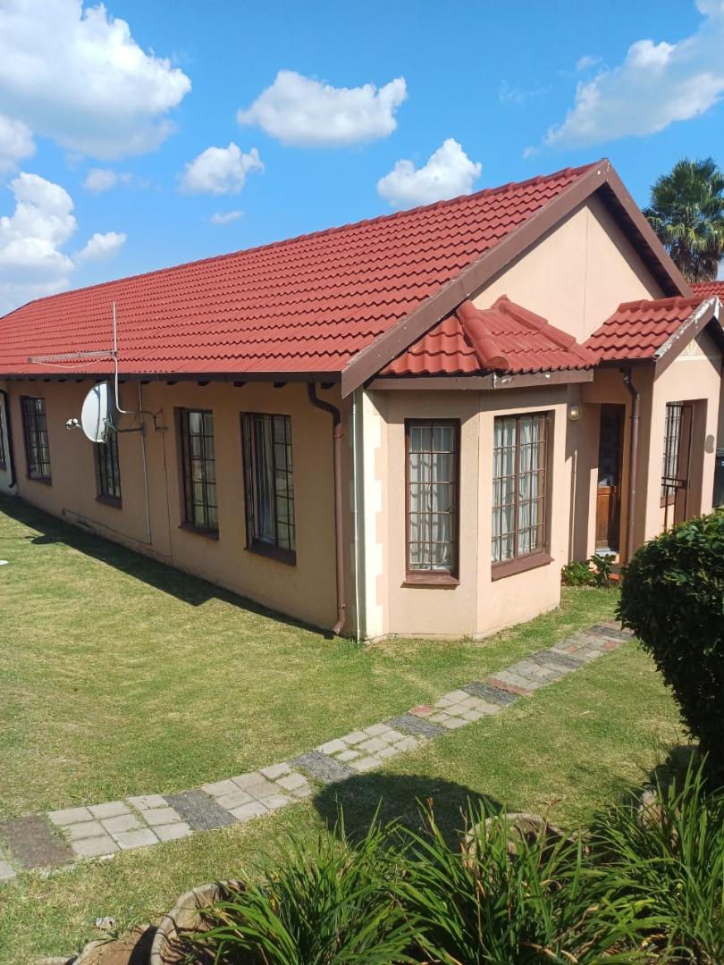 3 Bedroom Cluster for Sale - Gauteng