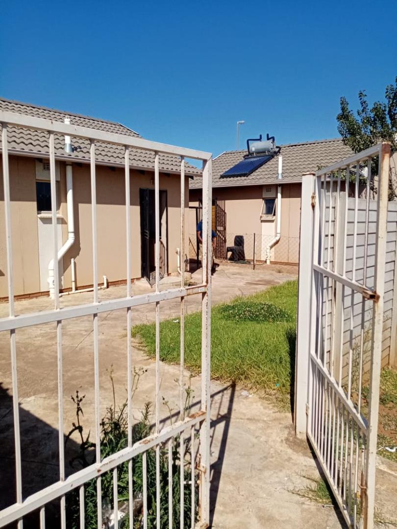2 Bedroom House for Sale - Gauteng