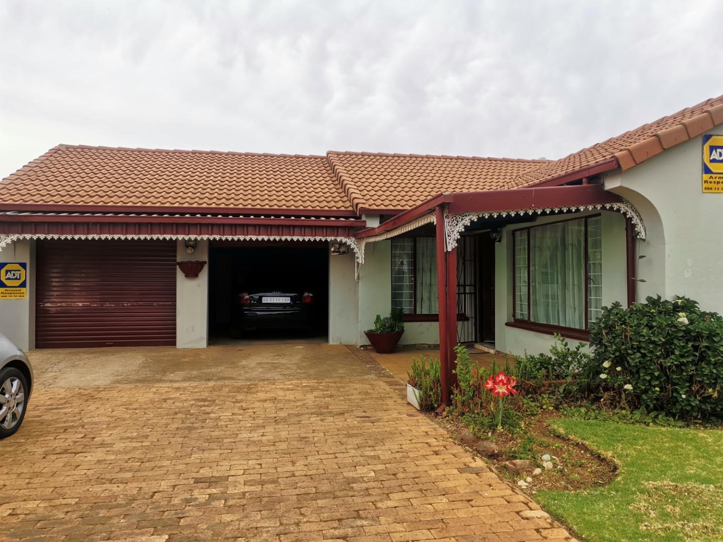 4 Bedroom House for Sale - Gauteng