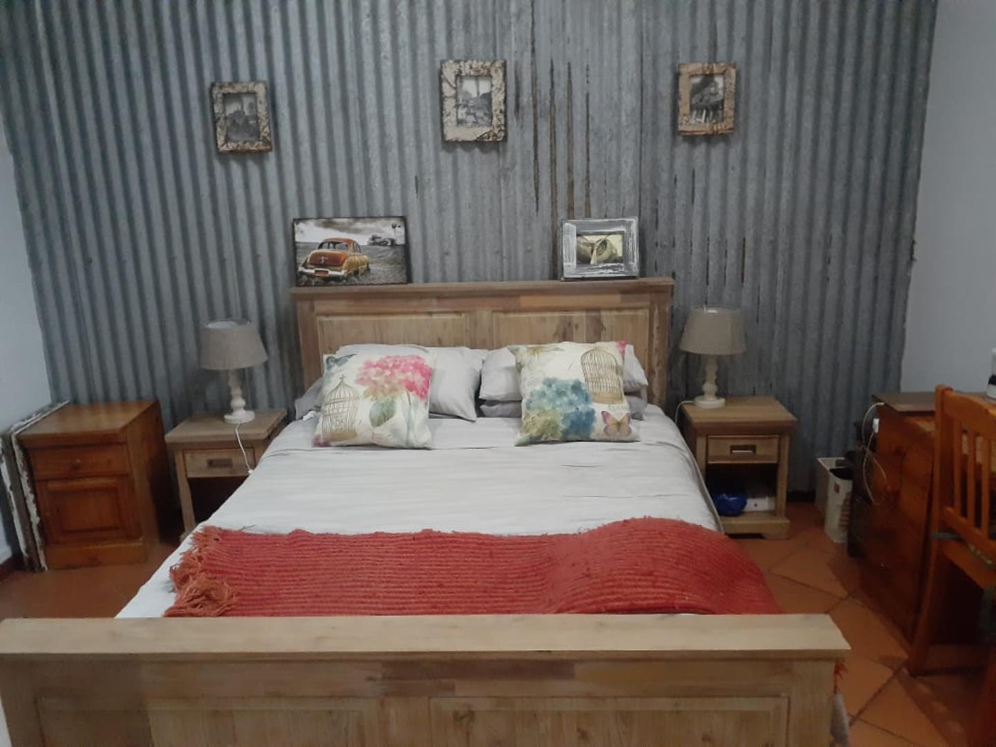 706897_2nd_Bedroom_2.jpg