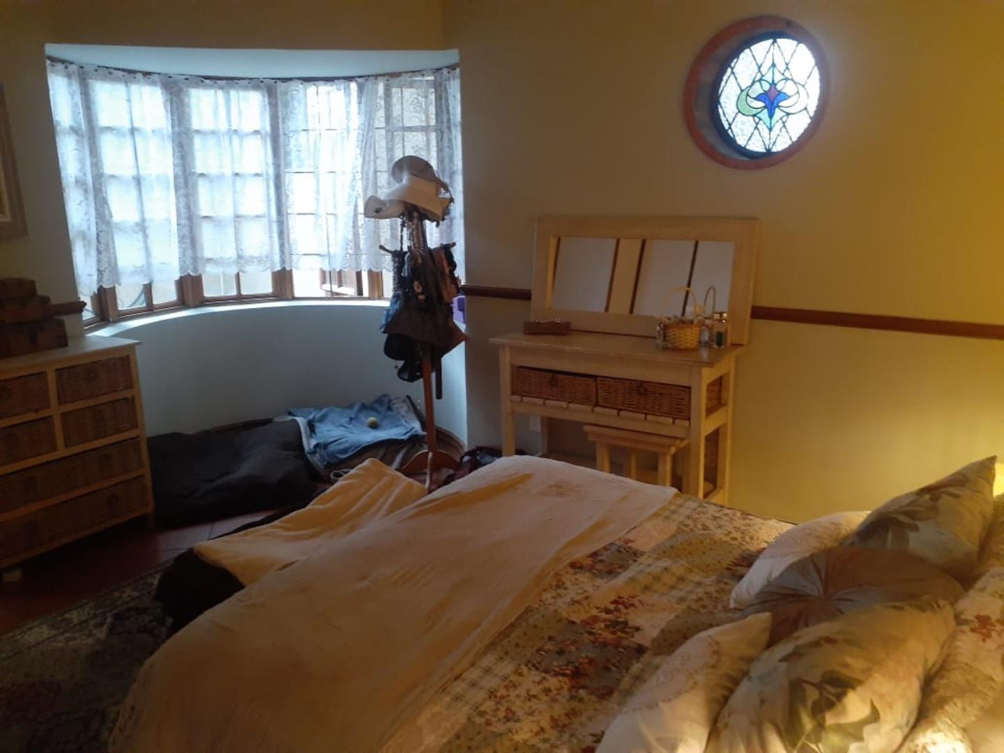 706897_Master_bedroom_1.jpg