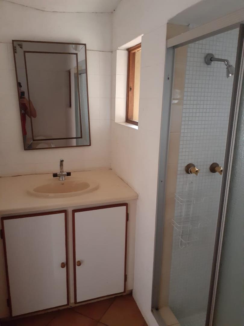 706897_cottage_bathroom_1.jpg