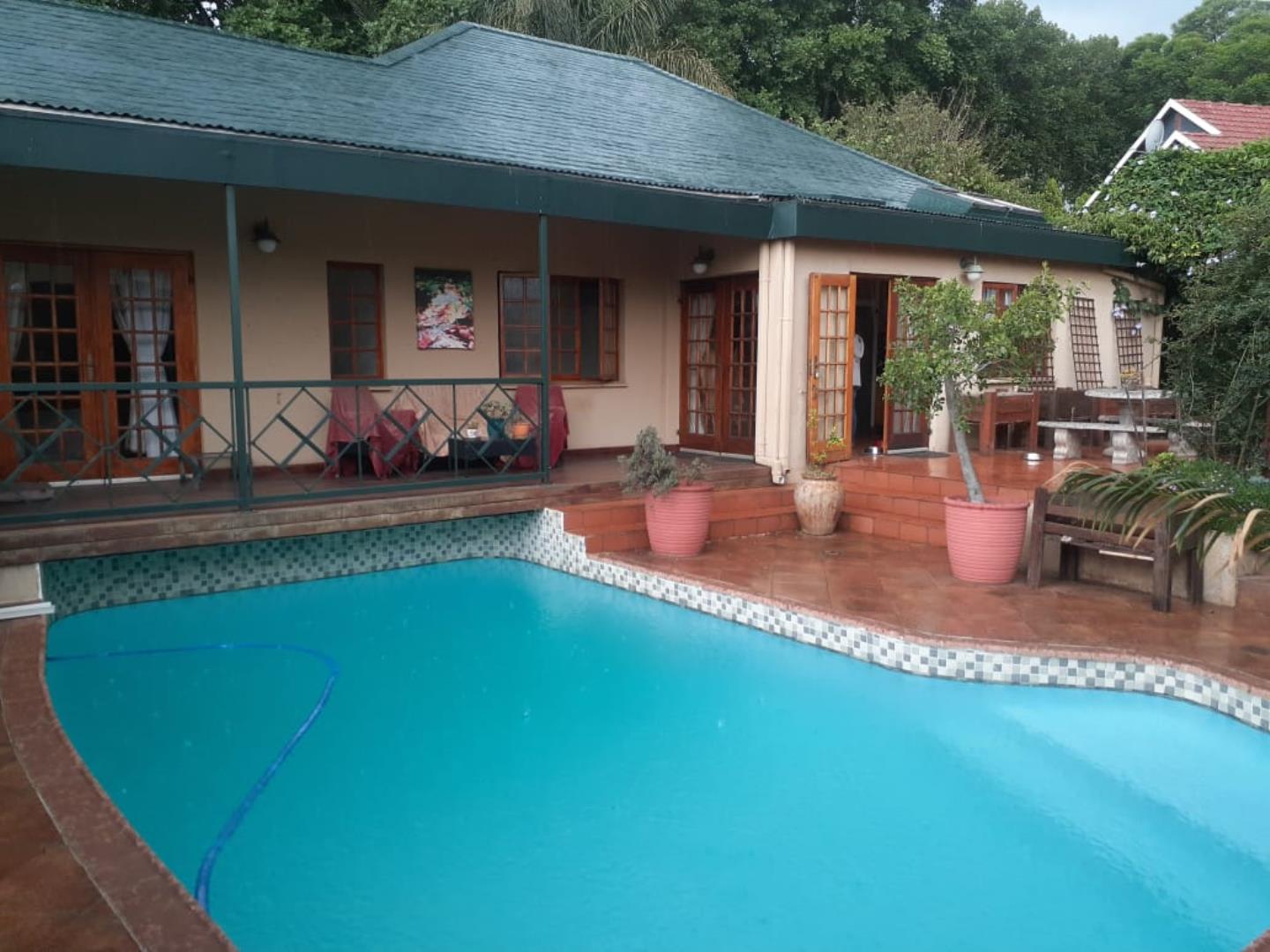706897_pool.jpg