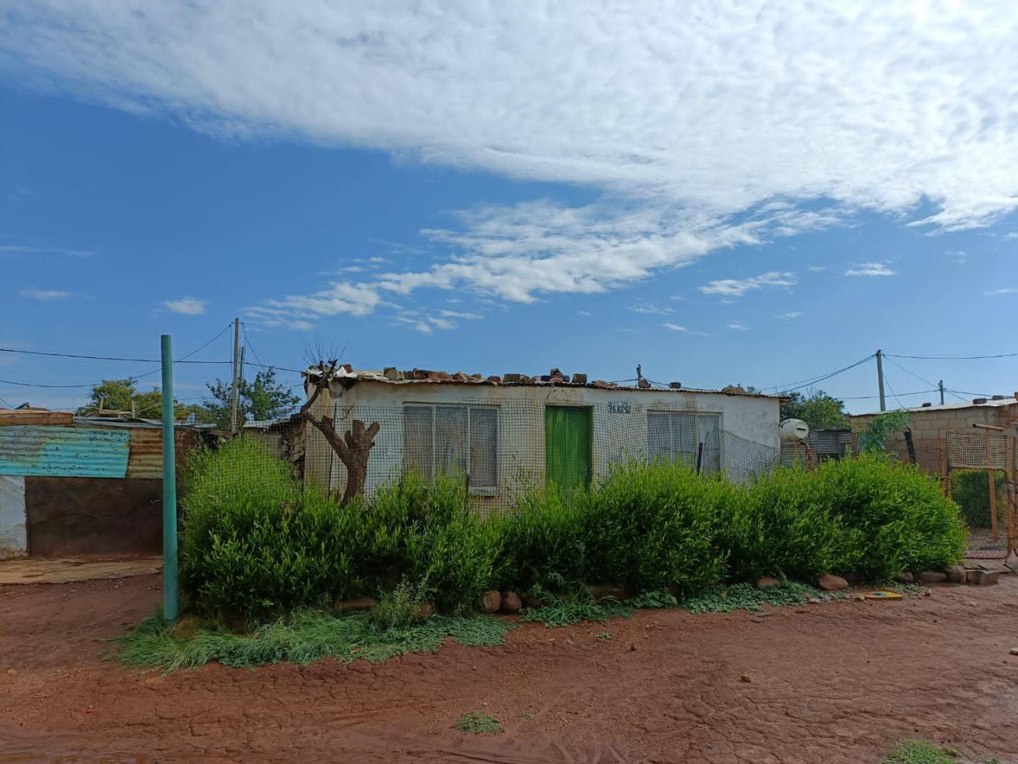 2 Bedroom House for Sale - North West