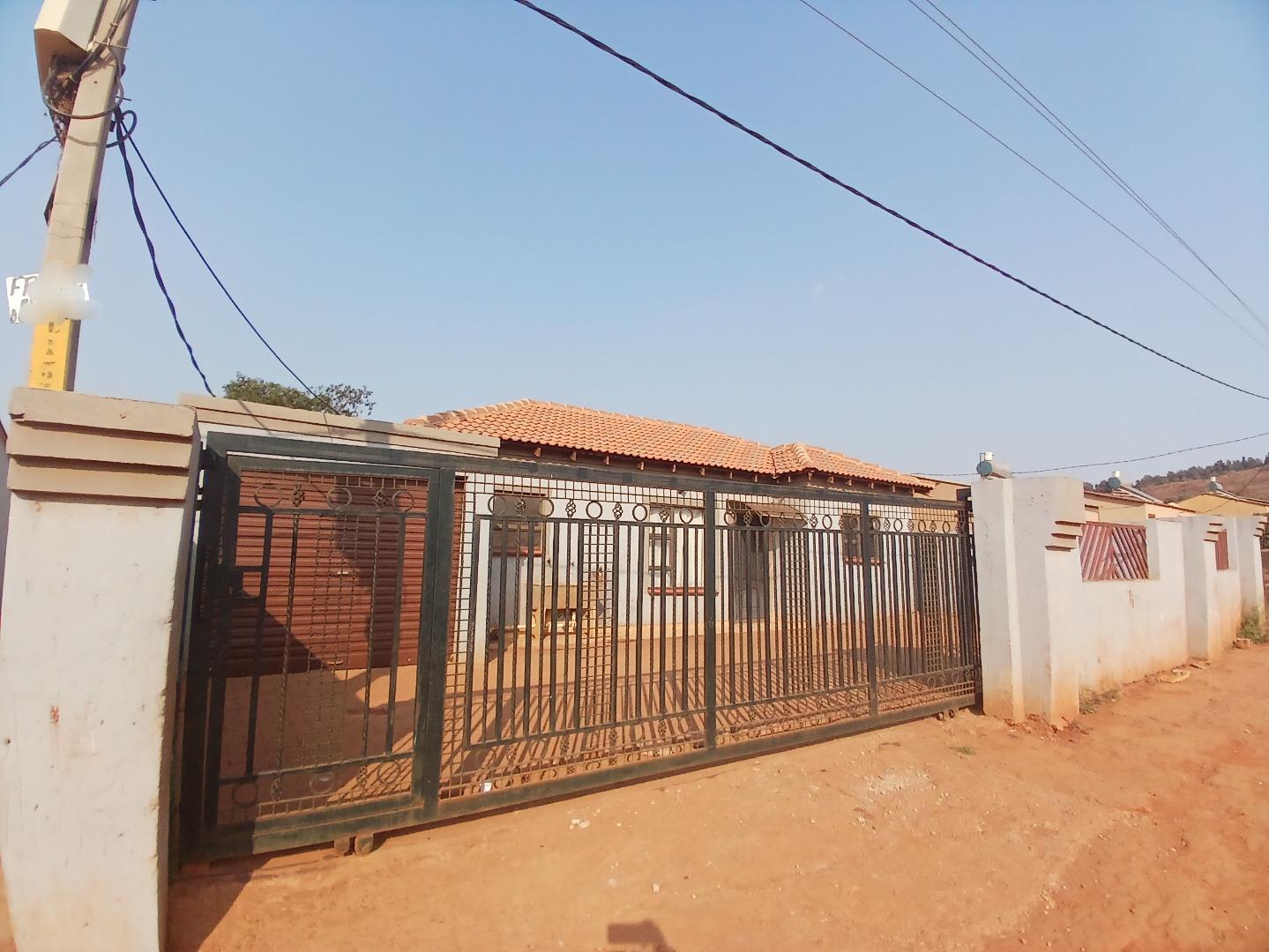 6 Bedroom House for Sale - Gauteng