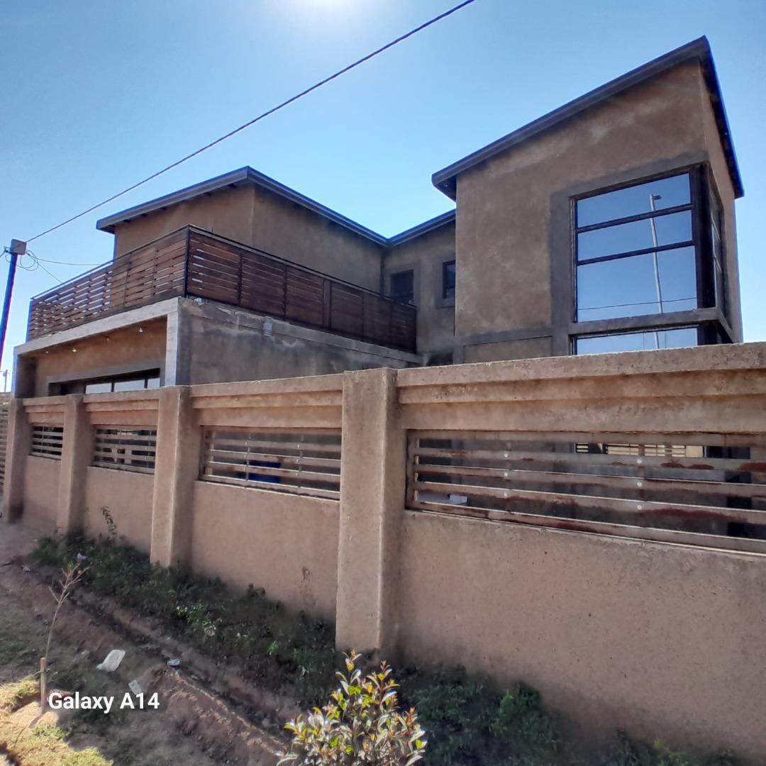4 Bedroom House for Sale - Gauteng