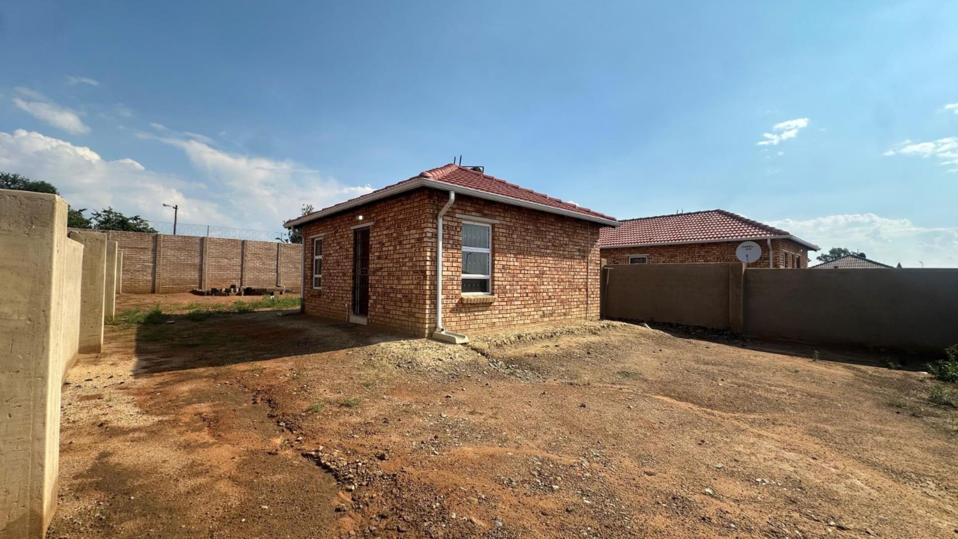 2 Bedroom House for Sale - Gauteng