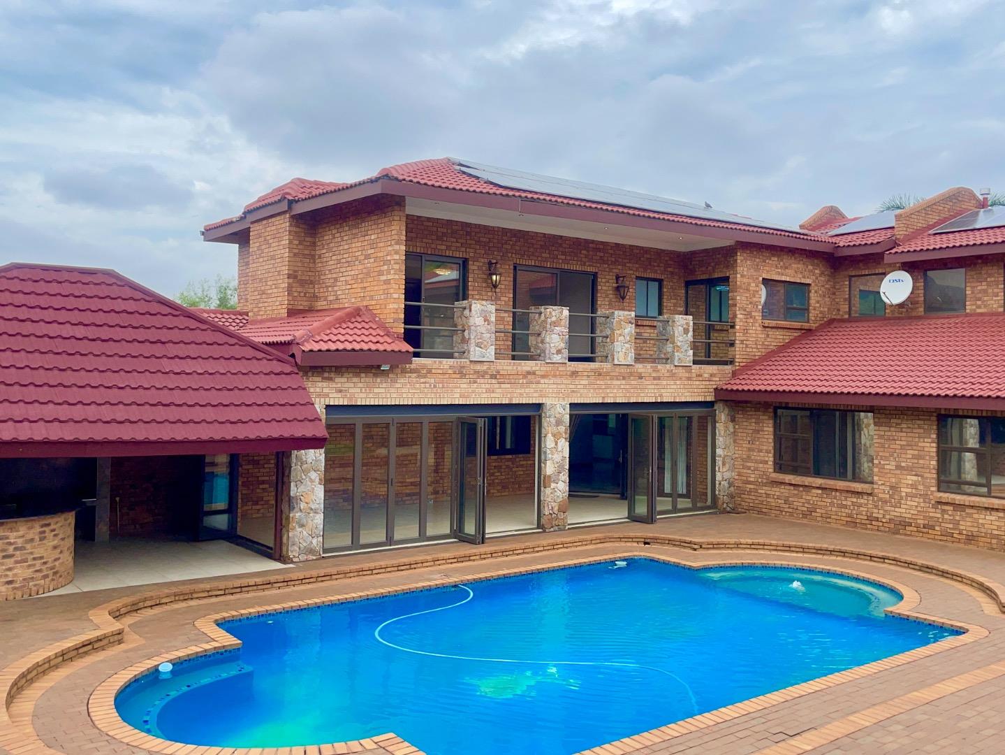 5 Bedroom House for Sale - Gauteng