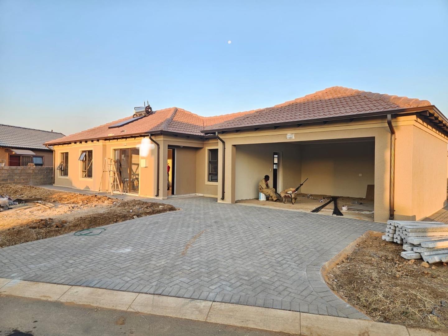 4 Bedroom House for Sale - Gauteng