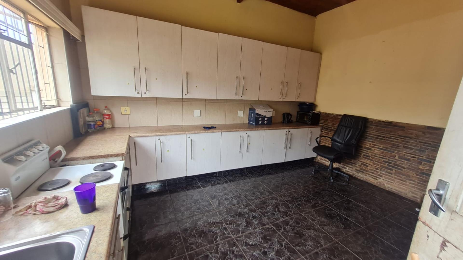 5 Bedroom House for Sale - Gauteng