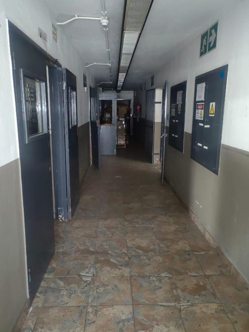 753009_unit4=17.jpg