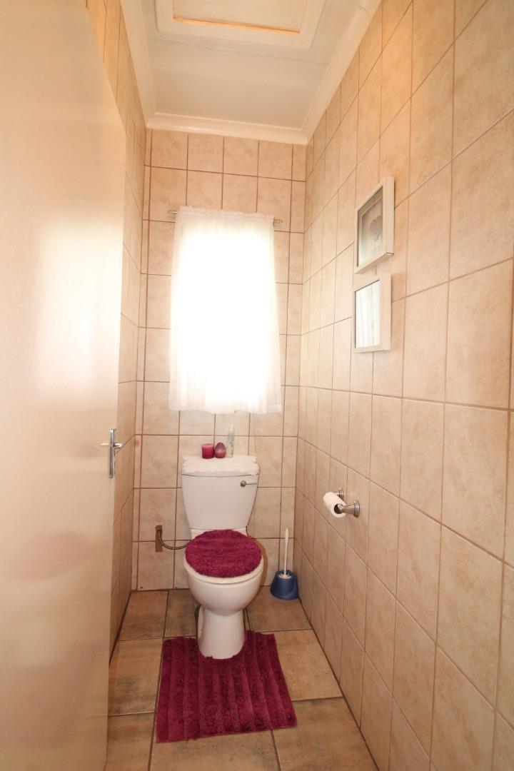 House for Sale in Unitas Park, Vereeniging 75503