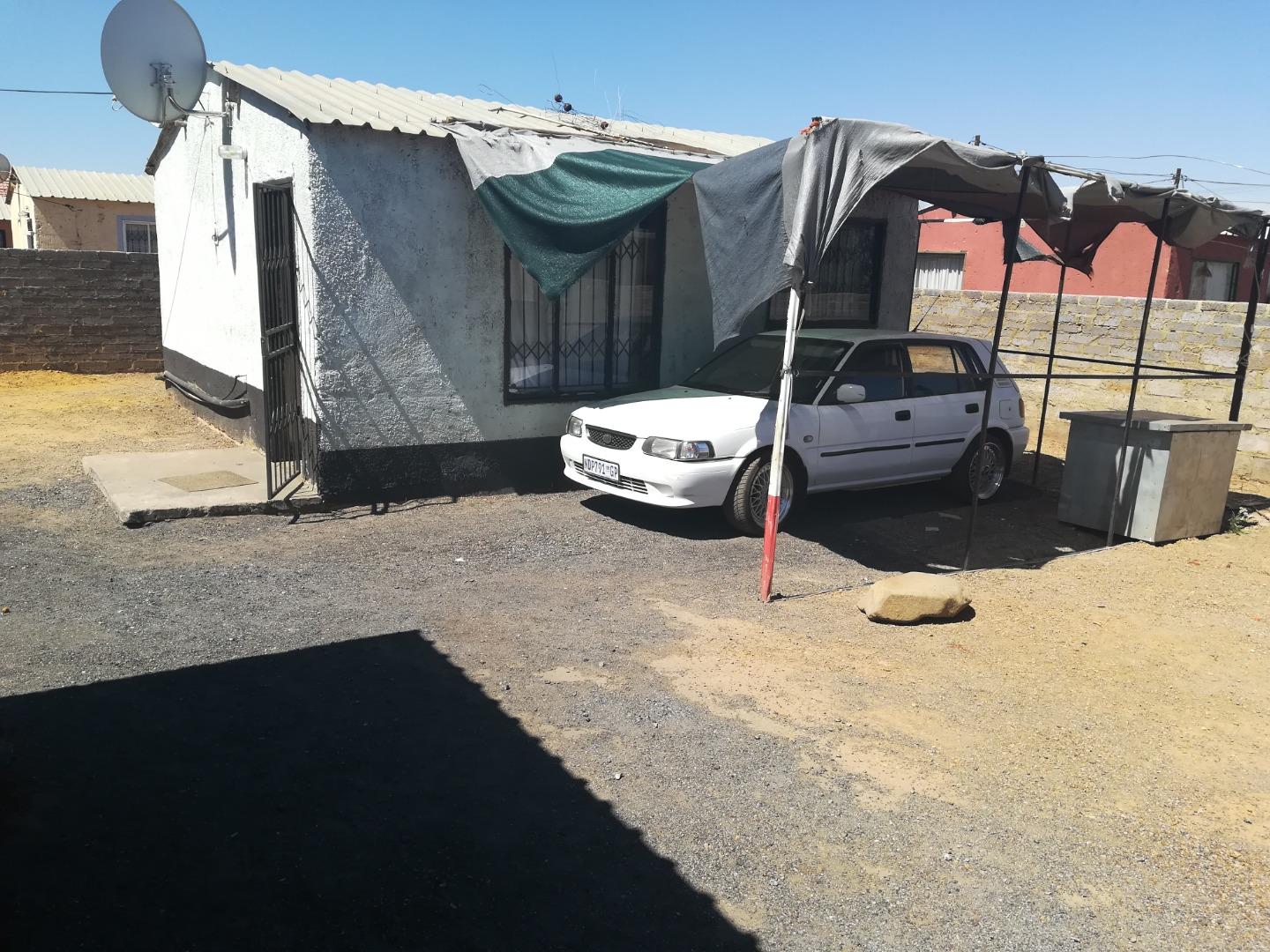 House for Sale in Beverley Hills, Evaton 75844