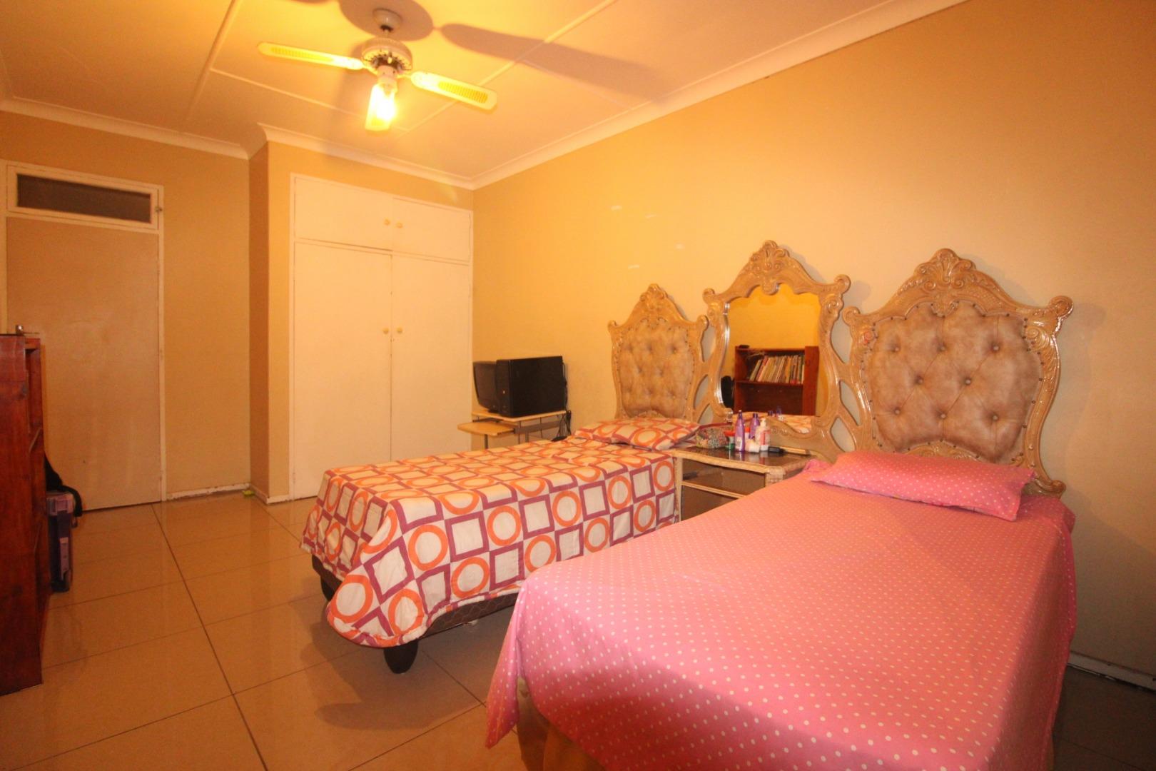 Apartment for Sale in Three Rivers, Vereeniging 88248